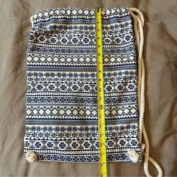 Patterned Canvas Backpack - Picture 8 of 9